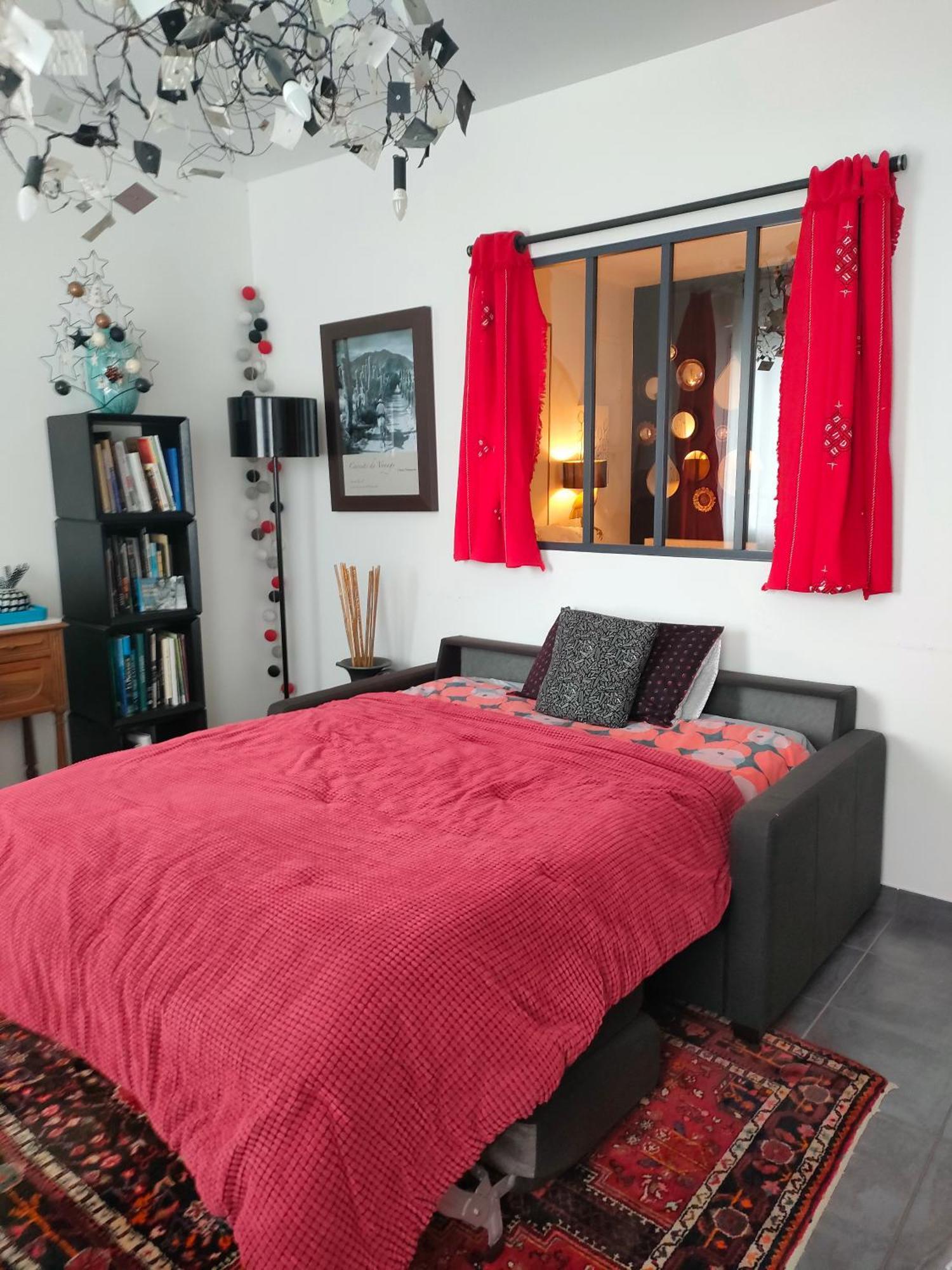 La 27, Proche Gare Et Centre Bed & Breakfast
