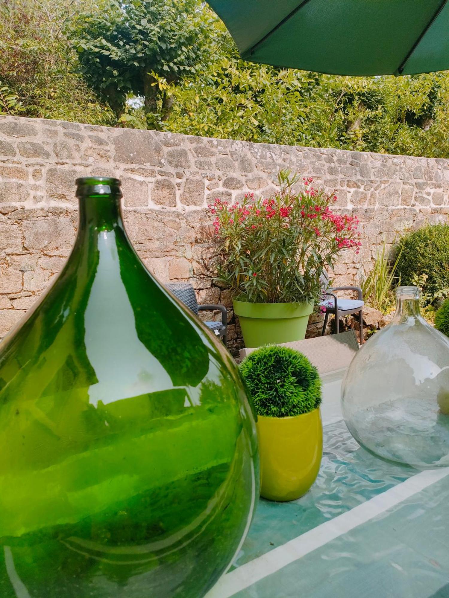 La 27, Proche Gare Et Centre Bed & Breakfast Guingamp